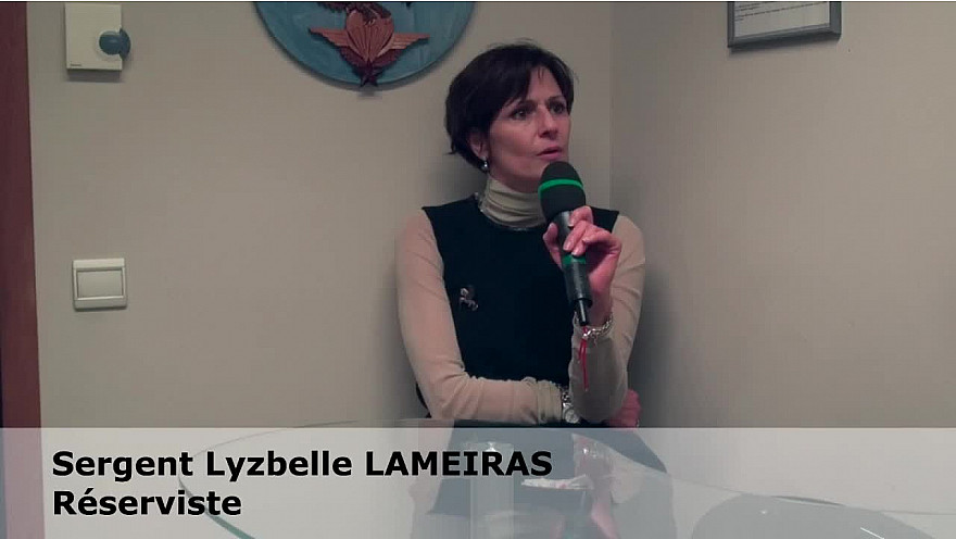 Caporal chef Lysbelle Lameiras - réserviste  : une femme dans un métier dit pour homme  #égalitéHommeFemme